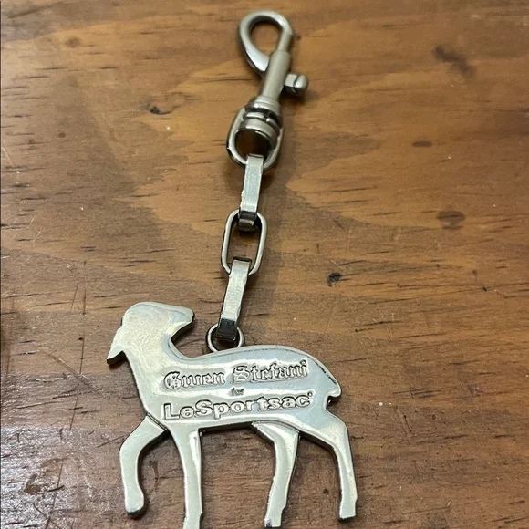 Gwen Stefani L.A.M.B. for LeSportsac Baby Barrel Bag - Picture 2 of 8